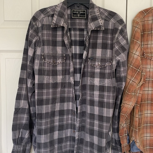 Men’s 2 shirts - Picture 2 of 10
